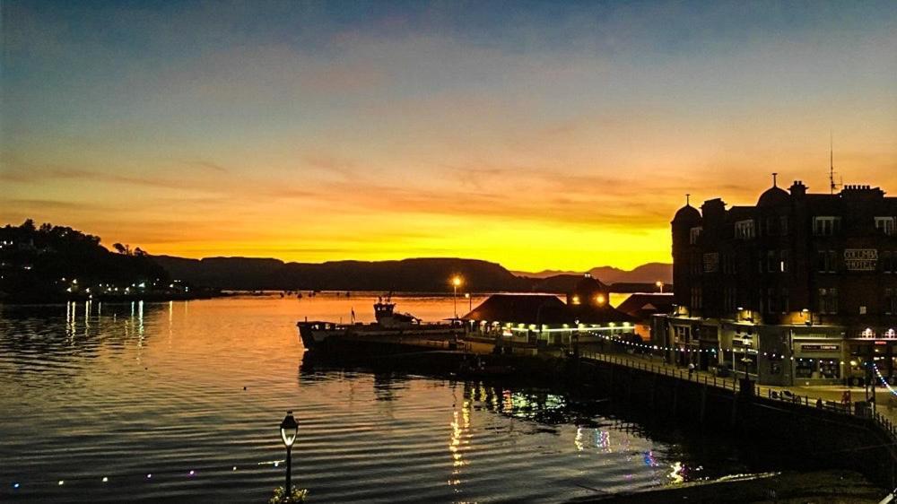 Oban Bay Apartments ภายนอก รูปภาพ